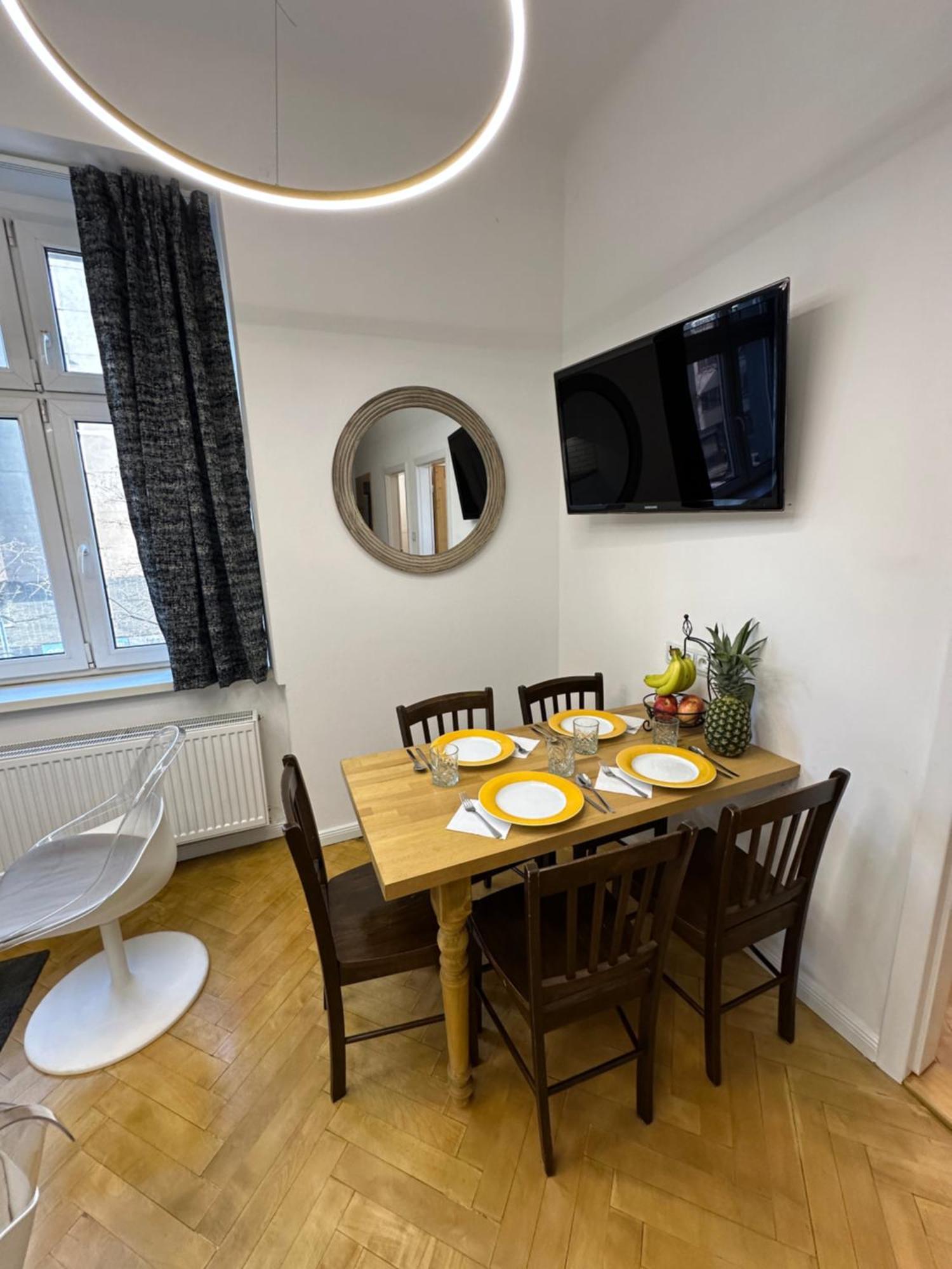 Karlin Oasis 2-Bedroom Apartment Prag Eksteriør billede