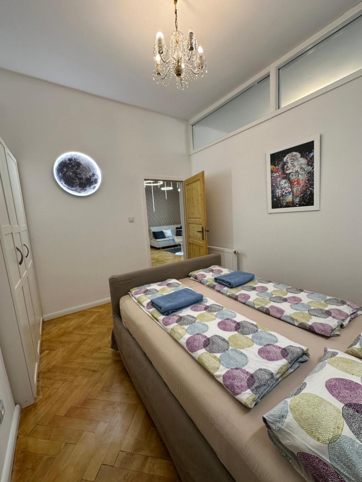 Karlin Oasis 2-Bedroom Apartment Prag Eksteriør billede
